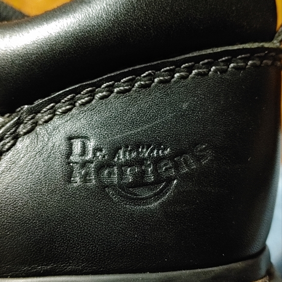 Dr.Martens Finnegan shoes SZ.11 - Picture 3 of 9